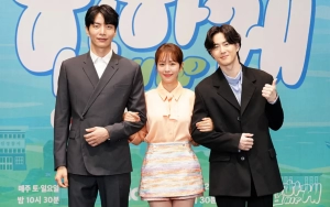 Han Ji Min & Lee Min Ki Bisik-Bisik Jangan Ganggu Suho EXO di Lokasi 'Behind Your Touch'