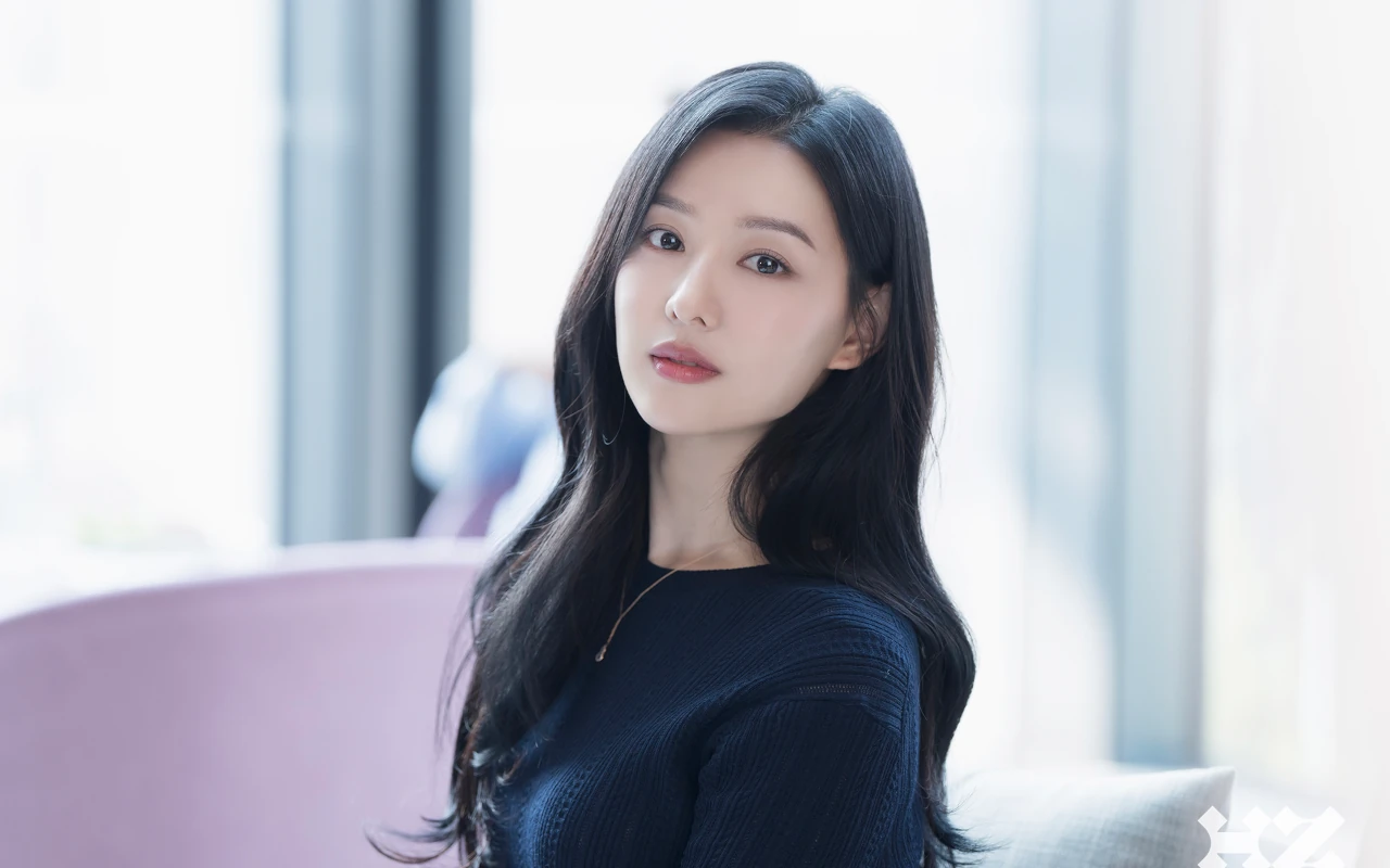 Dugaan Revisi Nasib Kim Ji Won di Ending 'Queen of Tears' Picu Perdebatan