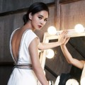 Jung Hye Young Cantik Kenakan Gaun Panjang Berwarna Putih