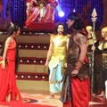 Aksi Panggung Pooja Sharma di 'Mahacinta Show'