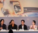 Steven Yeun cs dan Sutradara Lee Chang Dong di Jumpa Pers