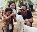 Main Bareng Hewan di Thailand