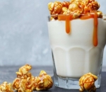 Popcorn dan Saus Karamel