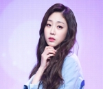 10. Jisoo Lovelyz Makin Cantik dengan Makeup Nautral 