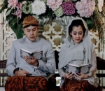 Arie Dwi Andika dan Ardina Rasti Tampak Khidmat Membaca Alquran