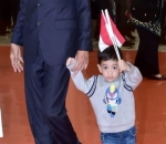Jan Ethes Berjalan Bersama Jokowi