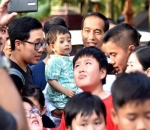 Si Imut Jan Ethes Berlibur Bersama Jokowi