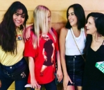 Selena Gomez Merayakan Ulang Tahun Sahabat 