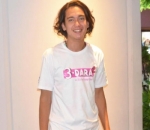 Adipati Dolken sebagai Jay