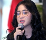 Percaya Kemampuan Zaskia dan Ayu Ting Ting, Dewi Persik Ajak Ramai-Ramai Nonton Film 'Nyai'