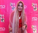  Serba Merah, Laudya Cynthia Bella Berhasil Menghipnotis Jutaan Mata Memandang