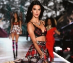 Kendall Jenner Di Catwalk Fashion Show Victoria's Secret 2018 