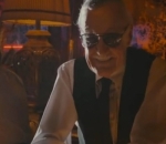 Stan Lee Menjadi Bartender di film 