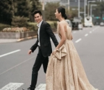 Baim Wong Ajak Paula Verhoeven Nyebrang di Jalanan Jepang
