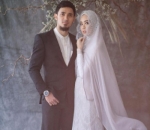 Lindswell Kwok dan Achmad Hualefi Tak Canggung Pose di Pemotretan