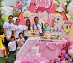 Didominasi Warna Pink, Meriahnya Dekorasi Pesta Arsy di Kebun Binatang