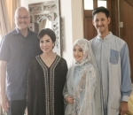 Tasya Kamila Foto Bersama Ibu dan Ayah Mertua