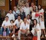 Ajak Putri Marino, Chico Jericho Rayakan Natal Bareng Sahabat