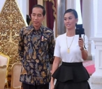Agnes Monica Santai Ngobrol Bareng Presiden Jokowi Saat Berada di Istana