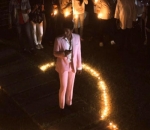 Super Romantis, Ammar Zoni Hiasi Lokasi Lamaran dengan Lilin-Lilin