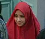Tampil Tertutup, Nagita Slavina Membaur dengan Artis Lain di Pengajian