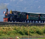 Merasakan Suasana Nostalgia di Jalur Kereta Api Ambarawa di Semarang