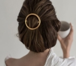Circle Barrette Bisa Jadi Pilihan
