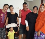 Mak Vera Sangat Dekat dengan Keluarga Olga Syahputra
