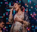 Tampil Memukau Saat Gelar Konser di Tengah Kehamilannya