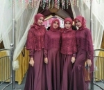Gaun Hijab untuk Bridesmaid dengan Cape