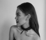 Seksi Tampil Serba Hitam