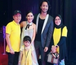 Jaga Silaturahmi, Shaheer Sheikh Sempat Foto Bareng Keluarga Ayu Ting Ting