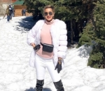 Style Kece Kimmy Jayanti Saat Liburan, Bisa Nih Dicontoh