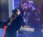 Steffi Zamora Cuek Pose Cium Thor di Bioskop