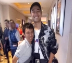 Vidi Aldiano Juga Sumringah Foto Bareng Fans Usai Nonton