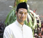 Ammar Zoni Tampil Gagah Pakai Peci Saat pengajian