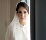 Irish Bella Tampil Cantik Pakai Baju Serba Putih