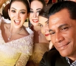 Sang Princess Tetap Ceria Foto Bareng Sahabat yang Datang