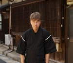 Simpel Pakai Kimono Serba Hitam