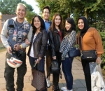 Ayu Ting Ting Foto Bareng Dedi Mulya, Ucapkan Terima Kasih Ditemani di Belanda