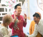 Ayah Cut Meyriska Bahagia Ikut Jalani Prosesi Tea Pai