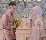 Kesha Ratuliu Menjawab Lamaran Sang Kekasih