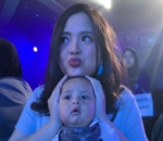 Ini Tasya Kamila Foto Sama Anak Atau Adiknya Sih? Gemes Banget