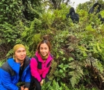 Abadikan Momen Bareng Pacar Saat Bertemu Gorila