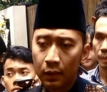Ibas Yudhoyono Melayat ke Rumah Duka BCL dan Ashraf Sinclair di Pejaten, Jakarta
