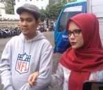 Indra Bekti dan Sang Istri Menyambut Hari Raya Idul Fitri di Rumah