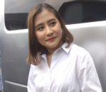Tanggapan Prilly Latuconsina Saat Keluarganya Dimusuhi Karena Bela Andre Taulany dan Rina Nose