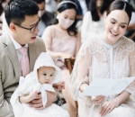 Claire Beribadah Sebelum Pembaptisan