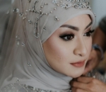 Penampilan Cantik Nathalie Holscher