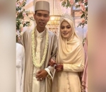 Usia Terpaut 24 tahun